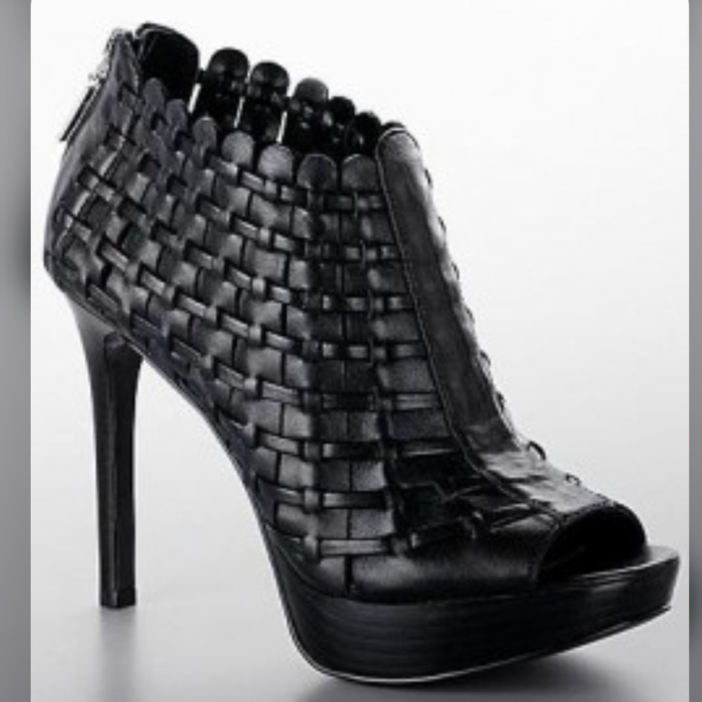 Calvin Klein Peep toe leather booties